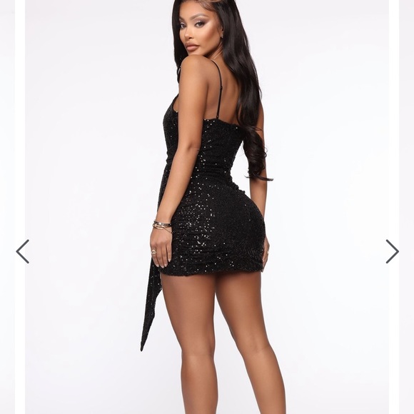 Dress - Picture 2 of 2